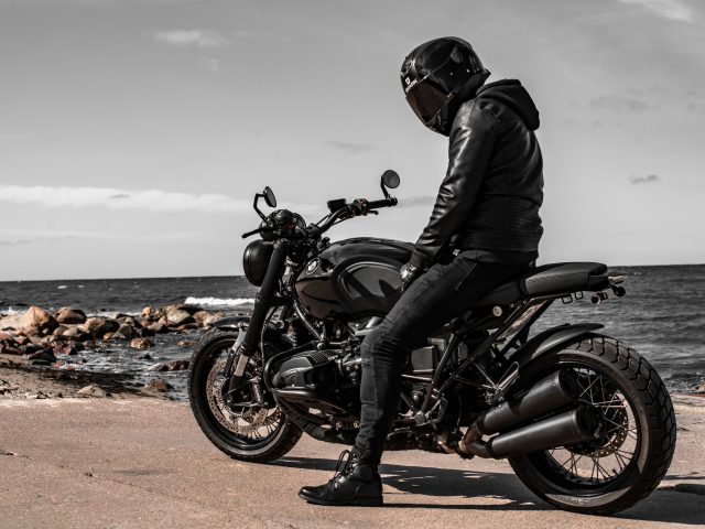 5 factores que aumentan (o reducen) el precio de tu seguro de moto